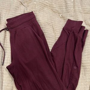 Maroon Lululemon joggers